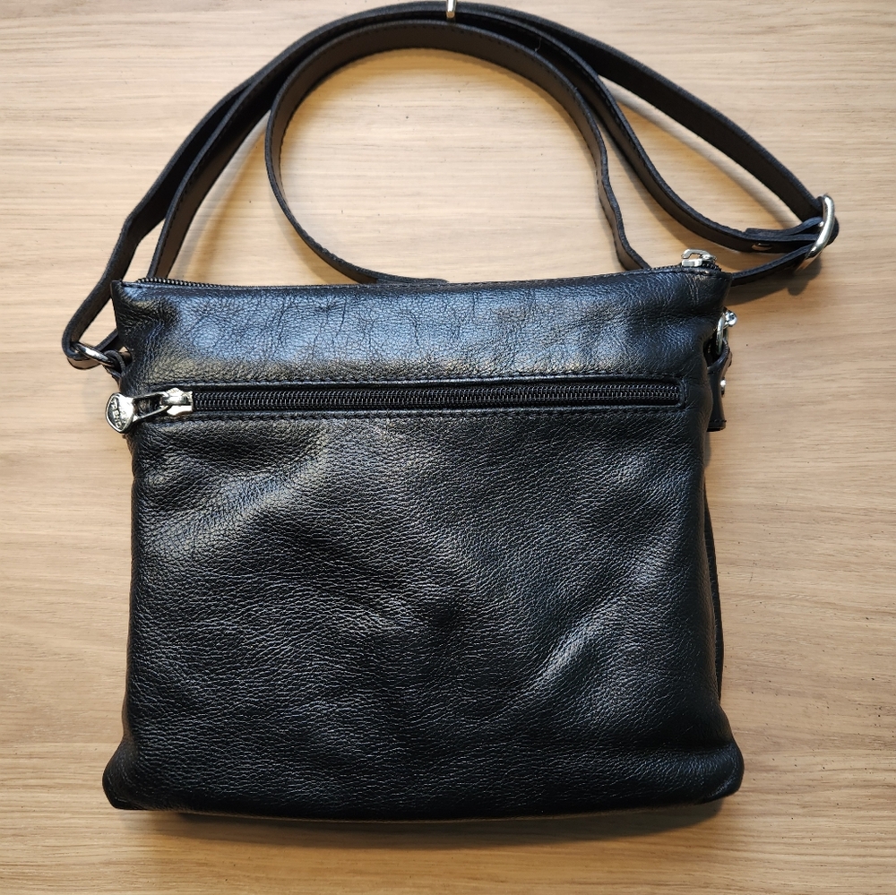 The TREND Black Crossbody Shoulder Bag with Silver Accent - Picture 3 of 6